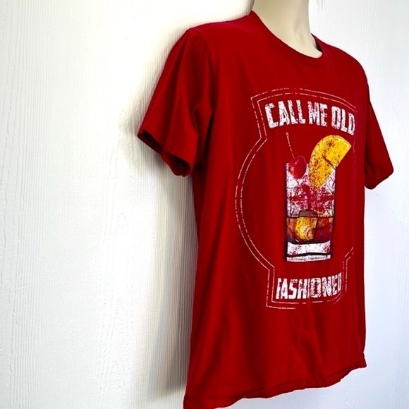 Gildan - Call Me Old Fashioned Red Graphic Short Sleeve T Shirt Size Large - Picture 4 of 7